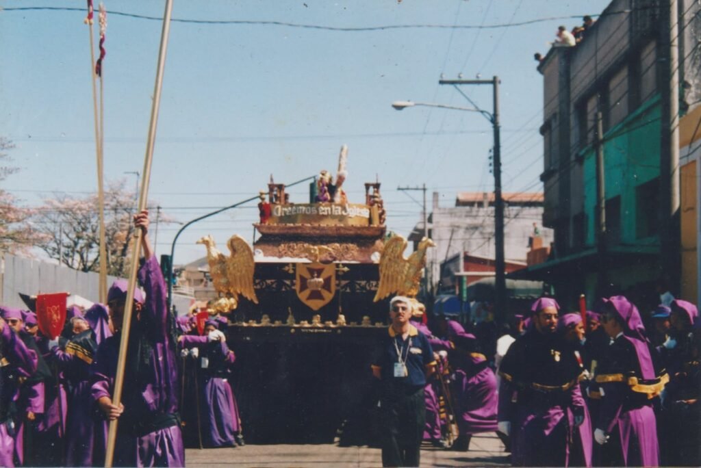 WhatsApp-Image-2026-03-20-at-1.25.48-PM-3-1024x684 ¡A Tiempo con su Turno! Homenaje póstumo a la memoria de Don César Augusto Roca Ramírez en su primer año su partida.